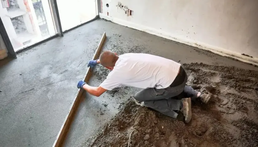 Ile waży wylewka betonowa? Oblicz dokładnie i uniknij kosztów