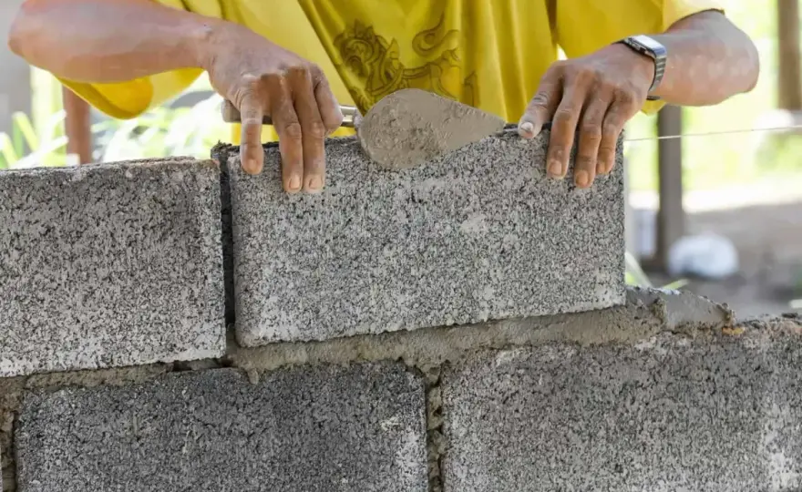 Wymiary bloczka betonowego - Jak wybrać format i policzyć zużycie?