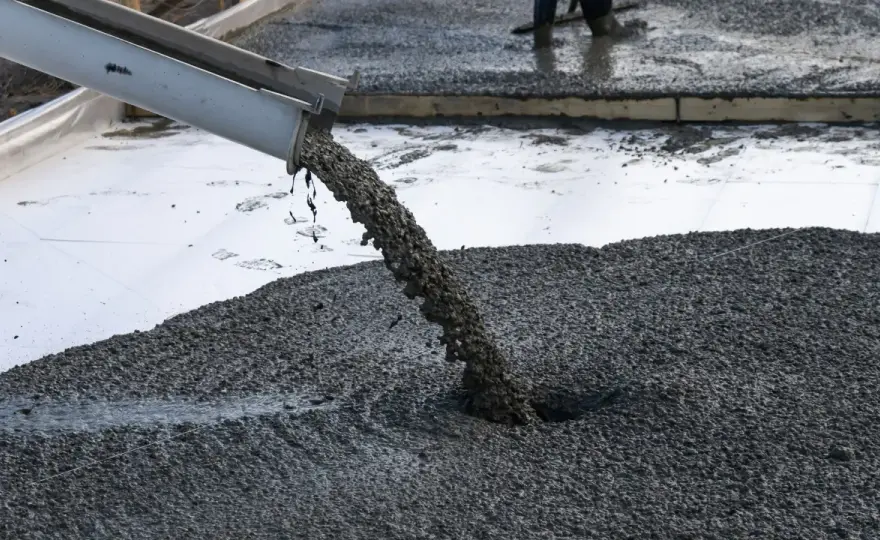 Beton na podjazd jaki wybrać, aby uniknąć kosztownych błędów