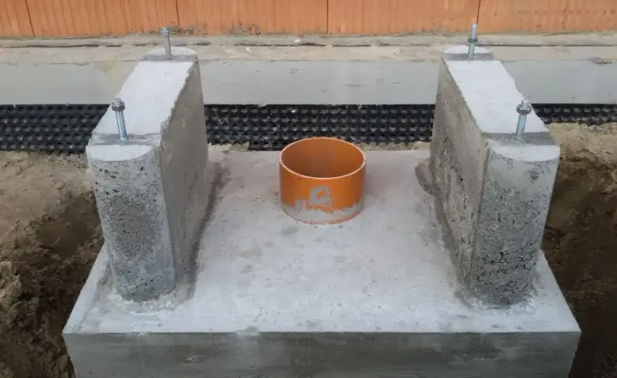 Jak zrobić fundament pod pompę ciepła - uniknij najczęstszych błędów